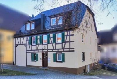 Große modernisierte 5,5 Zi. Maisonette Wohnung in Ortsmitte von Essingen