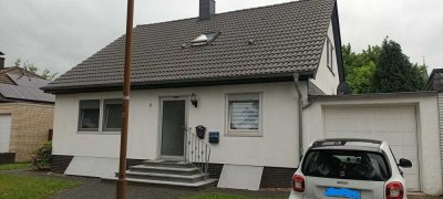 Zweifamilienhaus mit freier Parterrewohnung