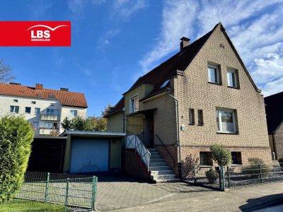 Wohnhaus mit Baugrundstück in zentraler Lage
