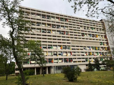 Westend 2,5-Zimmer-Maisonette-Wohnung mit zwei Balkonen