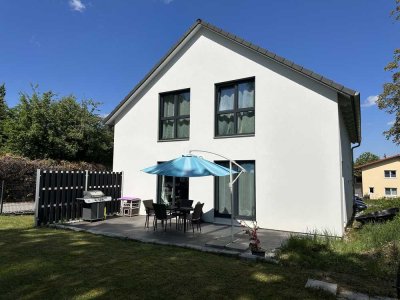 Einfamilienhaus in A+ Effizienz! Neuwertig! Nur 5 Minuten von Tutzing entfernt!