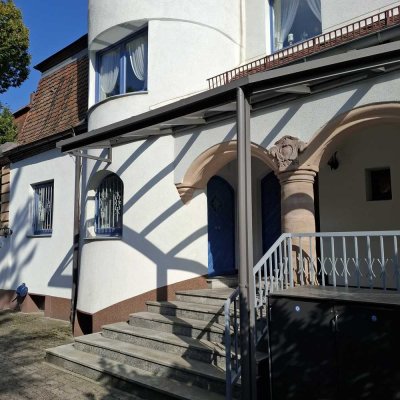 Schmückstück: 3,5-Zimmer-Gartenterrassenwohnung in Nürnberg-Erlenstegen
