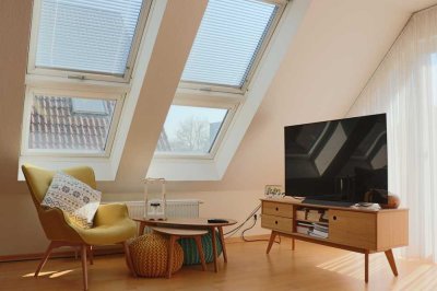 Modern möblierte, lichtdurchflutete Maisonettewohnung in Mainz