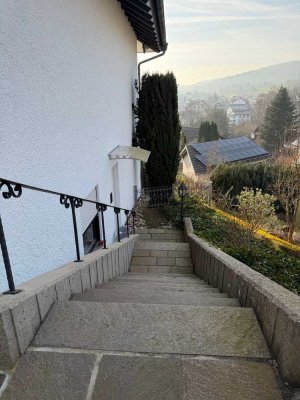 Gepflegte 2-Zimmer-Souterrain-Wohnung mit separatem Zugang