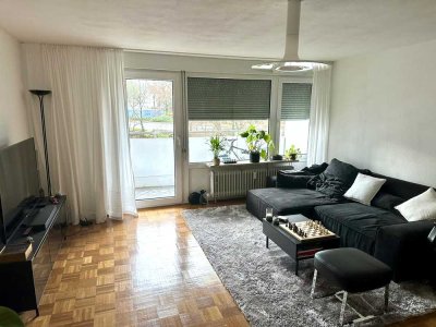 Großzügige 2-Zimmer Wohnung mit Balkon, Schwimmbad & Sauna