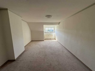 Großzügige 3- Zimmer-Wohnung in der Damschkestr. 35 in Lübeck zu vermieten! Otto Stöben GmbH