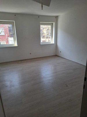 Bequeme und schöne 2 Zimmer Wohnung in Pirmasens