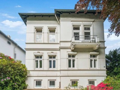 Charmant, voller Potenzial - Liebhaberobjekt  mit 7 Zimmern in Bahrenfeld