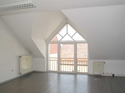 Modernisierte 3-Zimmer-Wohnung mit kleinem Balkon in Maintal-Bischofsheim