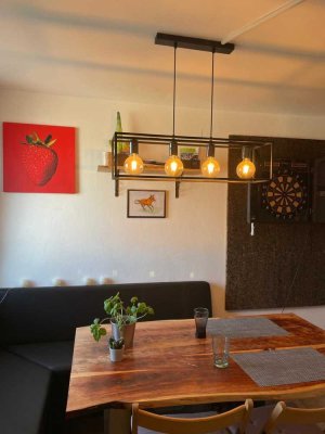 Stilvolle 2,5-Zimmer-Wohnung in Ergolding, vollmöbliert mit gehobener Innenausstattung