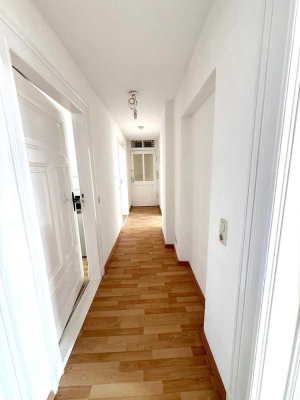 Helle 3-Zimmer-Wohnung mit Balkon in Magdeburg nahe Zentrum