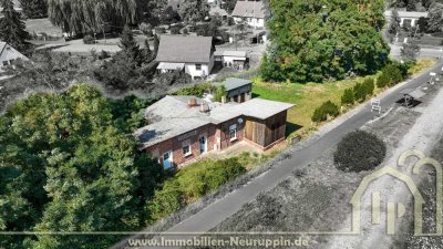 Ehemaliger Bahnhof Lobeofsund – Wohnen, Ferien oder Gewerbe am Radweg Stille Pauline