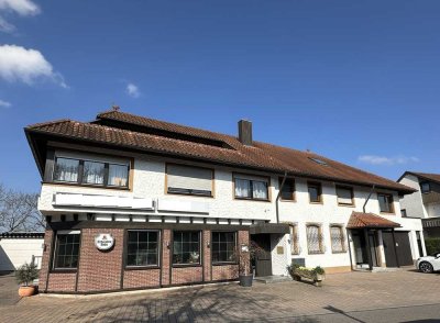 WOHN- UND GESCHÄFTSHAUS AUF DER 'VIKTORSHÖHE'
