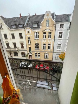Charmante 2 Zimmer Wohnung mit französischem Balkon