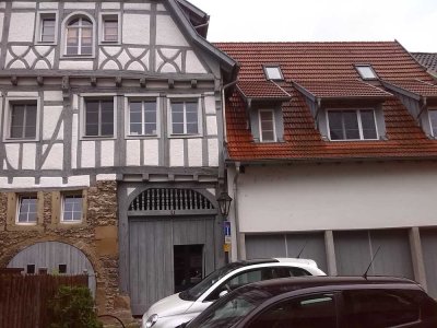 Sehr schöne 4-Zimmer-Wohnung mit 2 Balkonen im historischen Ambiente in der Altstadt von Besigheim