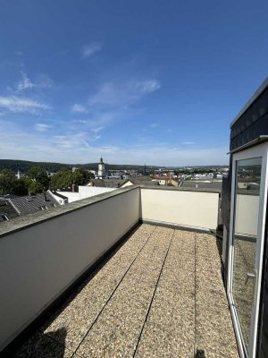 ++ hochwertig ausgestattete 3 Zimmerwohnung mit Terrasse über den Dächern Geras ++