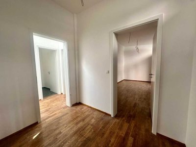 Exklusiver Neubau - 3-Zi. Wohung im Hinterhaus - KFW 70 Standard