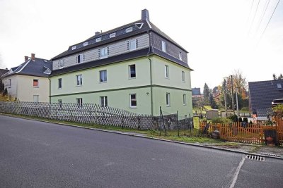 *Mit Kamin! - schöne 3-ZKB-Wohnung in Auerbach*