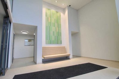 SHK Neuvorstellung !!  "3-Zimmer-Wohntraum" FFM-Europaallee. Sofort frei !!