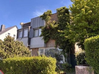 Aachen-West: Architektenhaus mit Teilvermietung und flexibler Wohn- und Nutzungsperspektive