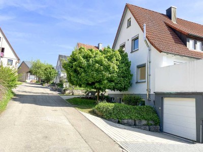 Freistehendes Einfamilienhaus mit Garten