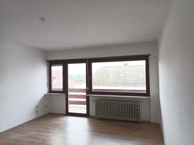 Gepflegtes Mehrfamilienhaus in Pirmasens mit 4 Garagen