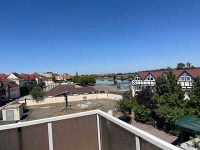 Schicke 2-Raum Wohnung mit Elbblick und Balkon