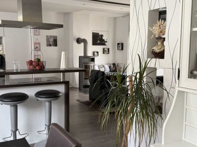 Stylisch & elegant: Loftartige Wohnung mit Flair in Steinbach - Provisionsfrei