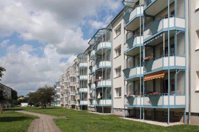 Sanierte 2-Raum-Wohnung in ruhiger und grüner Lage