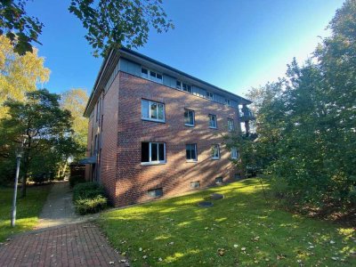 ***BUCHHOLZ INNENSTADTLAGE***TOLLE 3 ZIMMER DG-WOHNUNG MIT BALKON IN BAHNHOFSNÄHE***