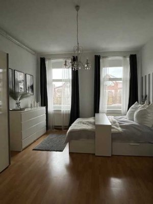 Großzügige Altbauwohnung in Potsdam mit Stellplatz
