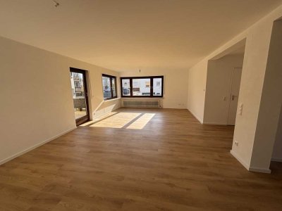 Tolle, modernisierte Familienwohnung mit Balkon
