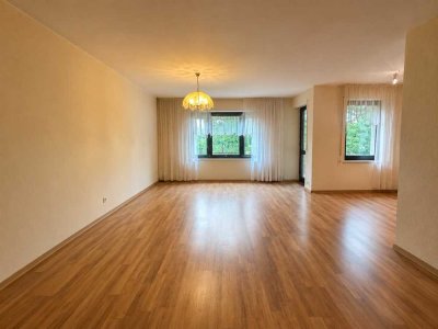 Helle, gepflegte 3 Zimmer-Balkonwohnung in ruhiger aber zentraler Lage!