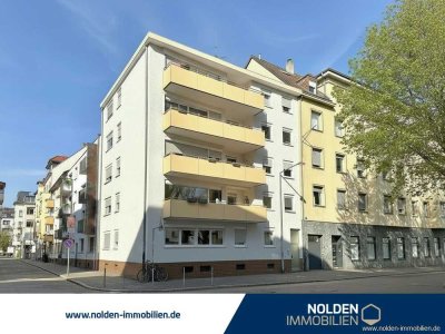 ***VIEL PLATZ & KOMFORT - MIT ÜBERDACHTEM BALKON & AUFZUG****