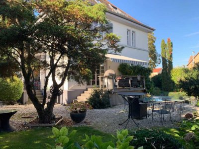 Seltene Gelegenheit: Stilvolle Villa aus dem Jahr 1927 in zentraler Lage