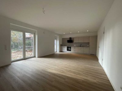 Hochmoderne Zwei-Zimmer-Wohnung mit großzügiger Terrasse