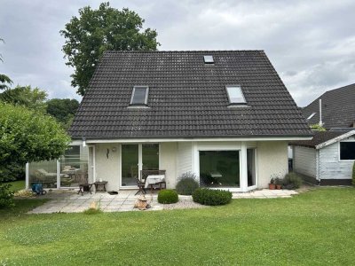 EFH mit Garage, Carport und einem wunderschönem Grundstück am Feldrand in Soderstorf OT Rolfsen !