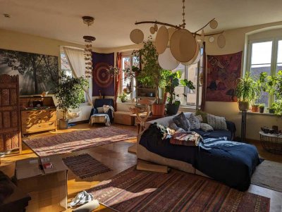 Großzügige 140qm Wohnung mit schöner Einbauküche