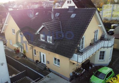 Hochwertige Doppelhaushälfte mit Fußbodenheizung, Garage & Kamin