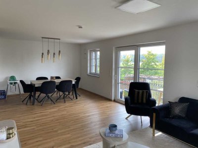 Schöne 2-Zimmer Wohnung mit Balkon in Palzing