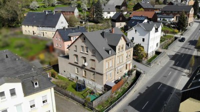 TOP Anlage (Faktor 10!): Hochwertig saniert & voll vermietet! Wohn-& Geschäftshaus in Beierfeld