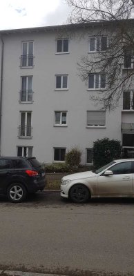 Schöne 3-Zimmerwohnung im Obergeschoß mit Balkon und EBK in Ulm