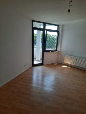 Stilvolle 1-Raum-Wohnung mit Balkon in Mönchengladbach