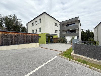 Wohnen in Ruhelage: 3-Zimmer Wohnung in Mutters