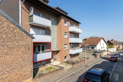 Schöne Hochparterre-Wohnung mit Balkon