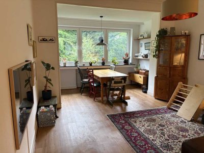 Schöne 4- Zimmer Wohnung mit besonderem Flair