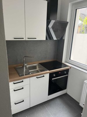 Zuhause mit 2 Zimmern in Stuttgart Untertürkheim