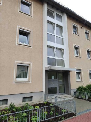 Kapitalanlage mit Weitblick: Gepflegte 3-Zimmer-Dachgeschosswohnung | Rimpar