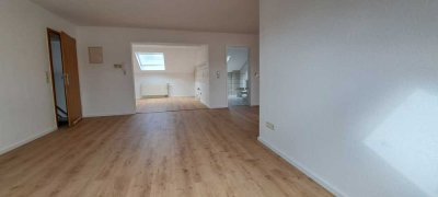 Schöne frisch renovierte zwei-Zimmer-Wohnung