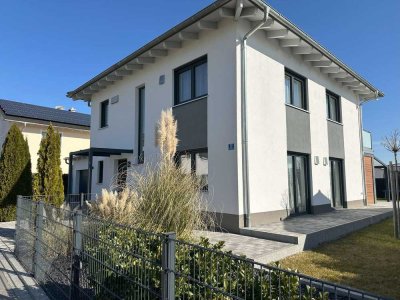 Neuwertig & Exklusiv – Willkommen im modernen Familienglück!